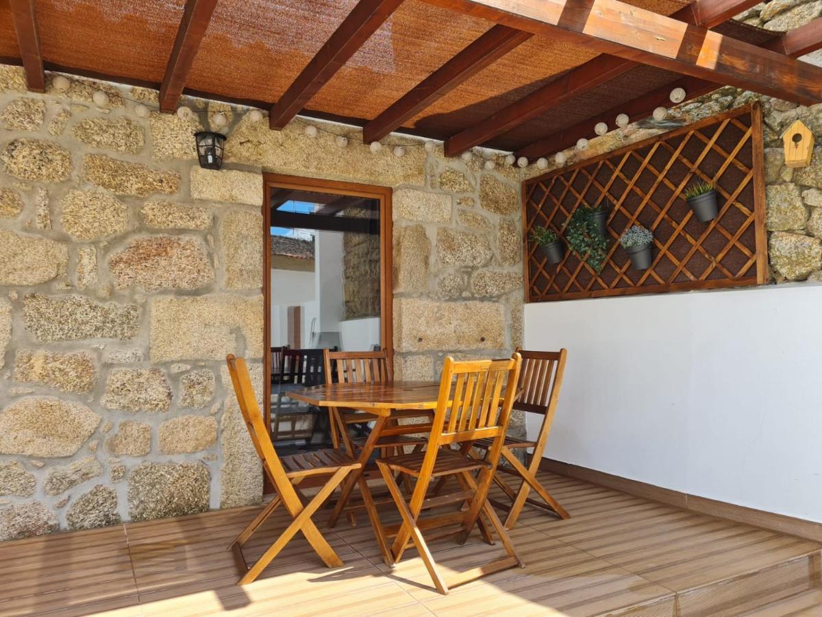 CASA DA CAPELA, Casas Bem Haja. São Miguel de Acha Exterior foto
