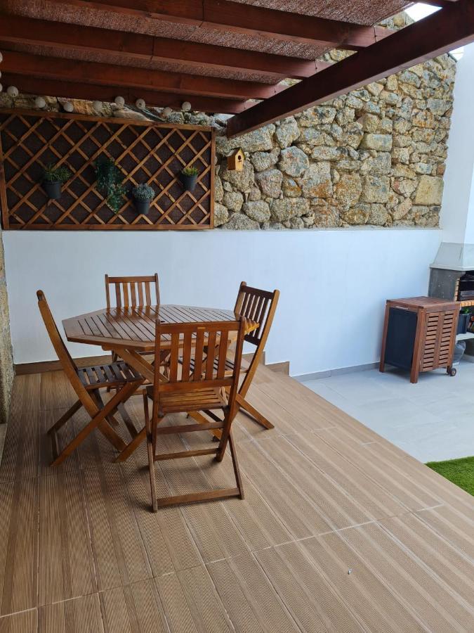CASA DA CAPELA, Casas Bem Haja. São Miguel de Acha Exterior foto